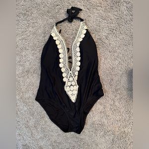 Women's Crochet Neck Medium Coverage One Piece Swimsuit - Kona Sol™ Black XL